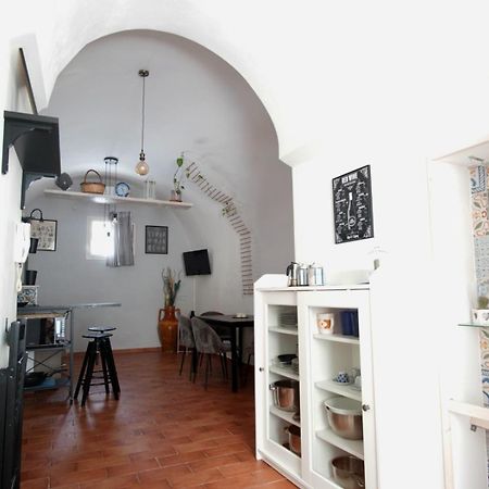 The 'Ferdinando' Refuge Apartment Mesagne Exterior photo