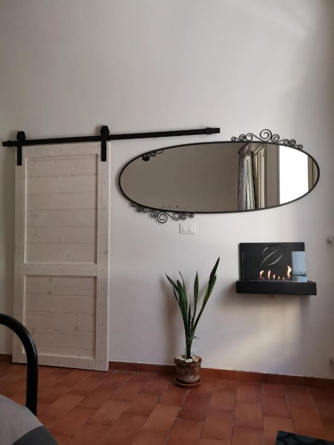 The 'Ferdinando' Refuge Apartment Mesagne Room photo